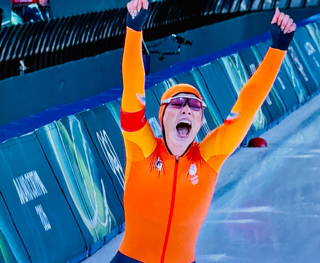 Als je vier jaar alles opzij hebt gezet voor die ene race en dan ... prachtig dit

#juttaleerdam