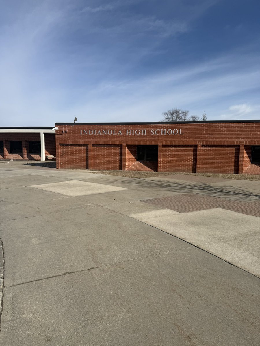 Had a wonderful conversation with wonderful players at Indianola High School. Thank you for having me! Let’s continue to build the pipeline!