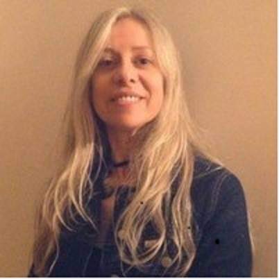 ZenithCR's tweet image. Rockin your Monday night at 9pm, Stevie Lane with this week’s Hot Off The Press. #Alexa #albumrock #altrock