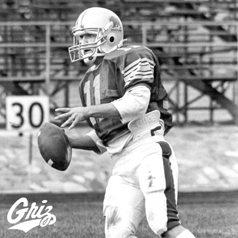 MontanaGrizFB's tweet photo. Four other former Grizzly players or coaches have won Super Bowls as members of NFL coaching or scouting staffs, including Bob Beers (Broncos), Ken Flajole (Eagles/Chiefs), Tim Hauck (Eagles), and Marty Mornhinweg (Packers) ๐ซก
/๐งต
#GoGriz x #NextLevelGriz https://t.co/AHbRVzh0kd