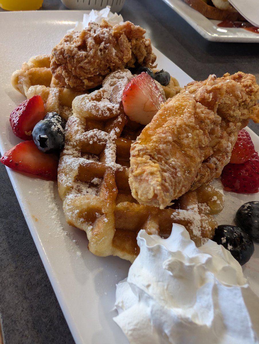 Sequisha tweet media