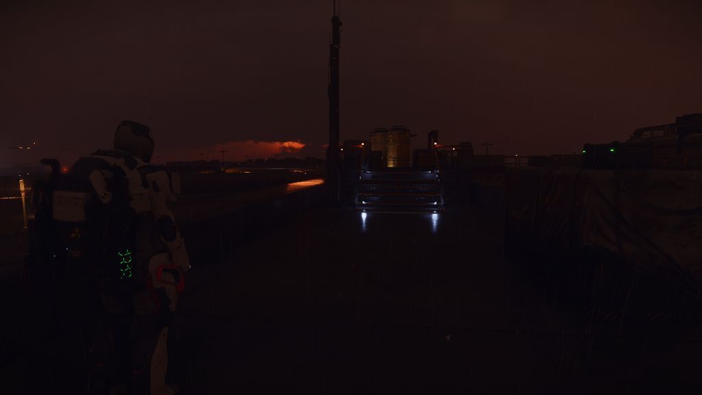 PaperGremlin's tweet image. Sunrise in the rain on Hurston.
#starcitizen #dynamicweather #photorealisticclouds