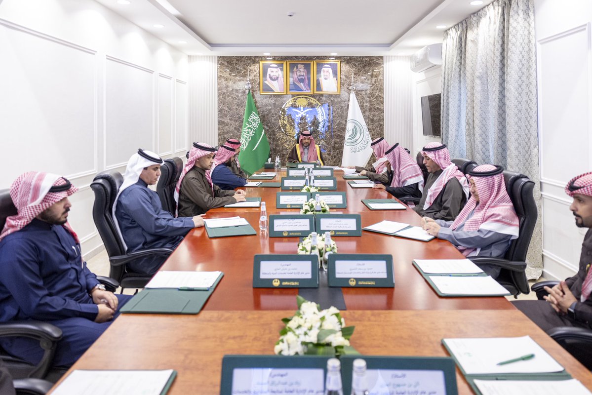 NorthborderSA's tweet image. سمو الأمير 
#فيصل_بن_خالد_بن_سلطان يرأس الاجتماع الخدمي بمحافظة العويقيلة .

spa.gov.sa/N2508075