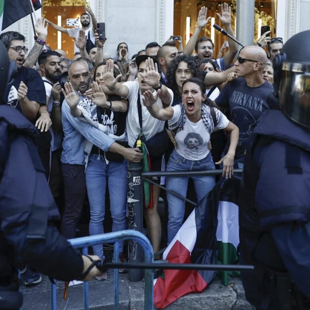 FroilLannister's tweet image. Evolución electoral de Podemos.