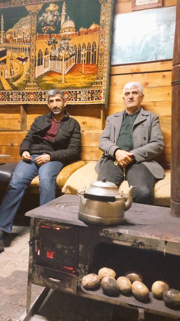 Bingöl usulü çay ve kartol. 

<a href="/yasarosun04/">Yaşar ÖSÜN🇹🇷</a> <a href="/avustahabipoglu/">Av. Yunus USTAHABİPOĞLU</a>