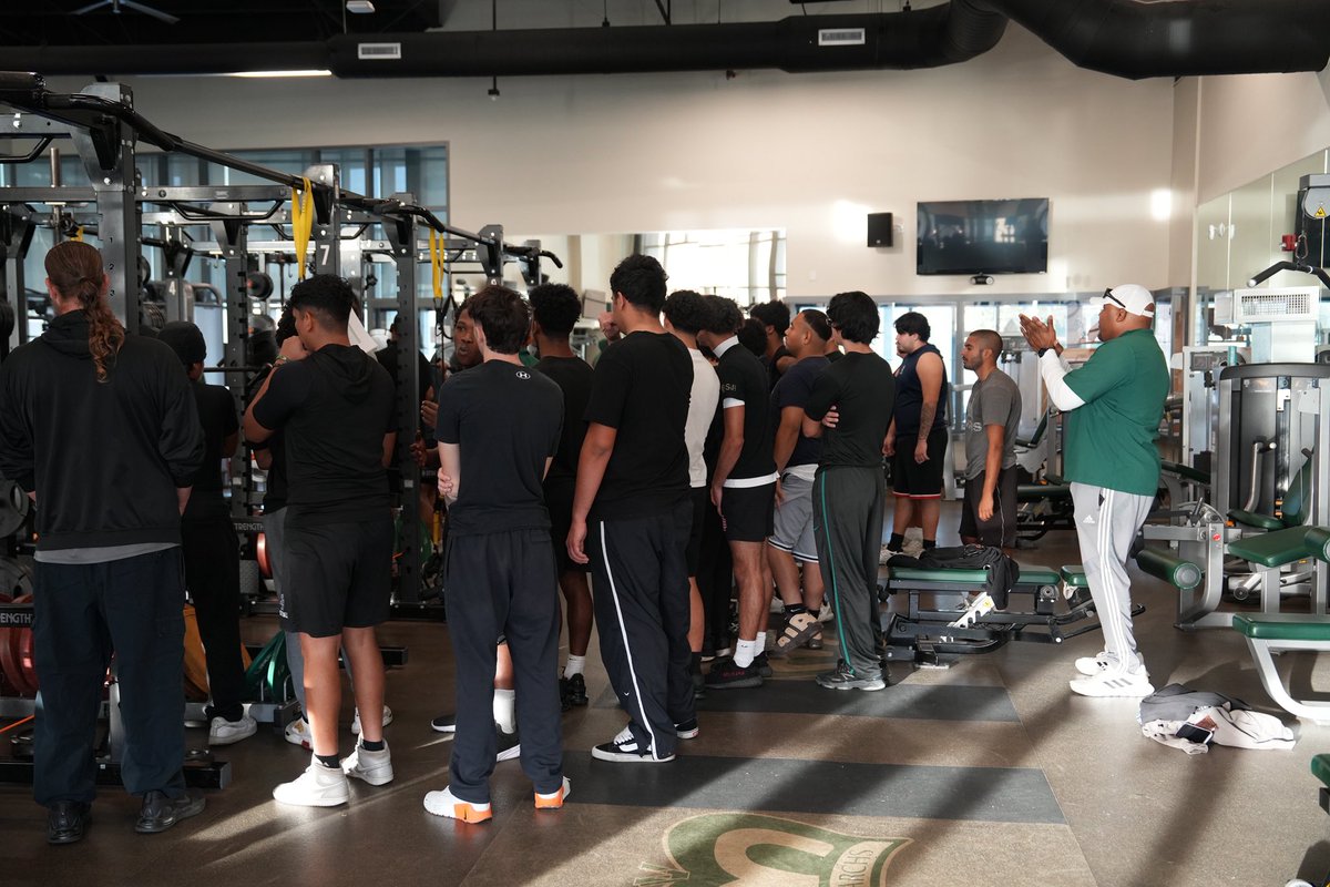 Los Angeles Valley College Football tweet media