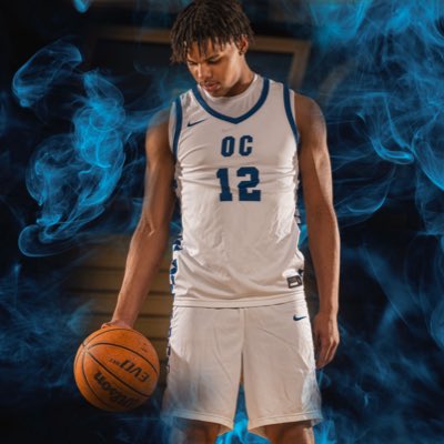 Xander Mitchell tweet media