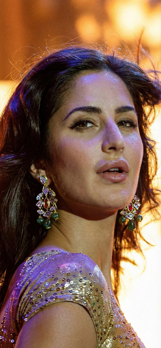 KAT 🔞 tweet media