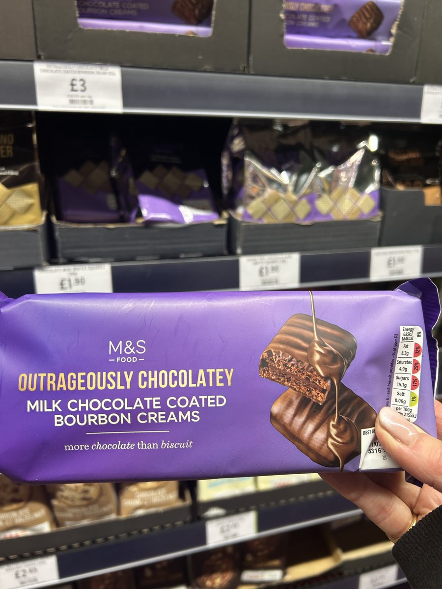 Aston Girl tweet media