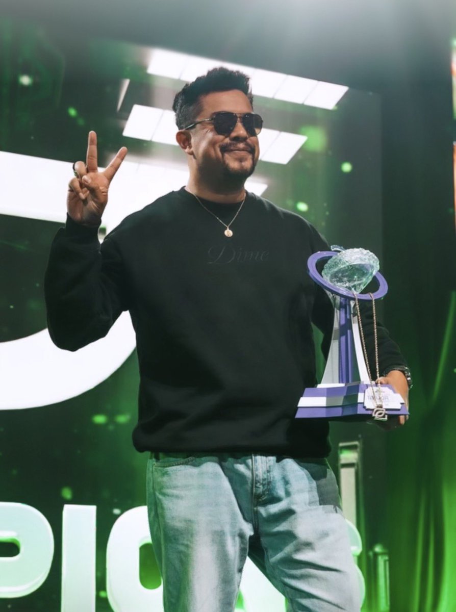 jude 🐶🐾💚 tweet media