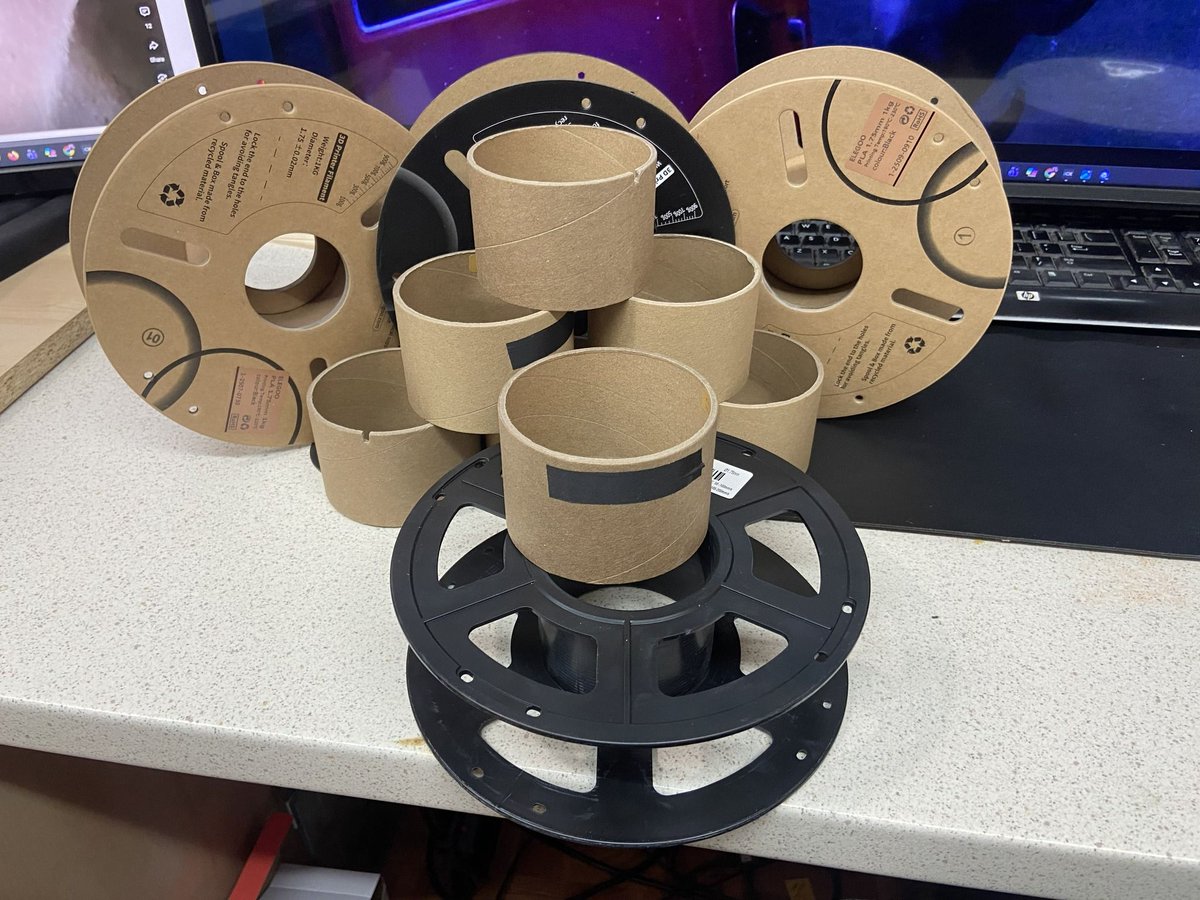 HackandHammer's tweet photo. This is the victims of this past weekend… 😅
Send help.

Spools didn’t survive. Printer didn’t stop. Maker life continues. 🛠️🔥

#MakerLife #3DPrinting #SendHelp #DIYLife #WorkshopReality #HackAndHammerDIY #MakerProblems #BuiltNotBought #ShopLife #WeekendBuilds https://t.co/g9ygRG2wKH