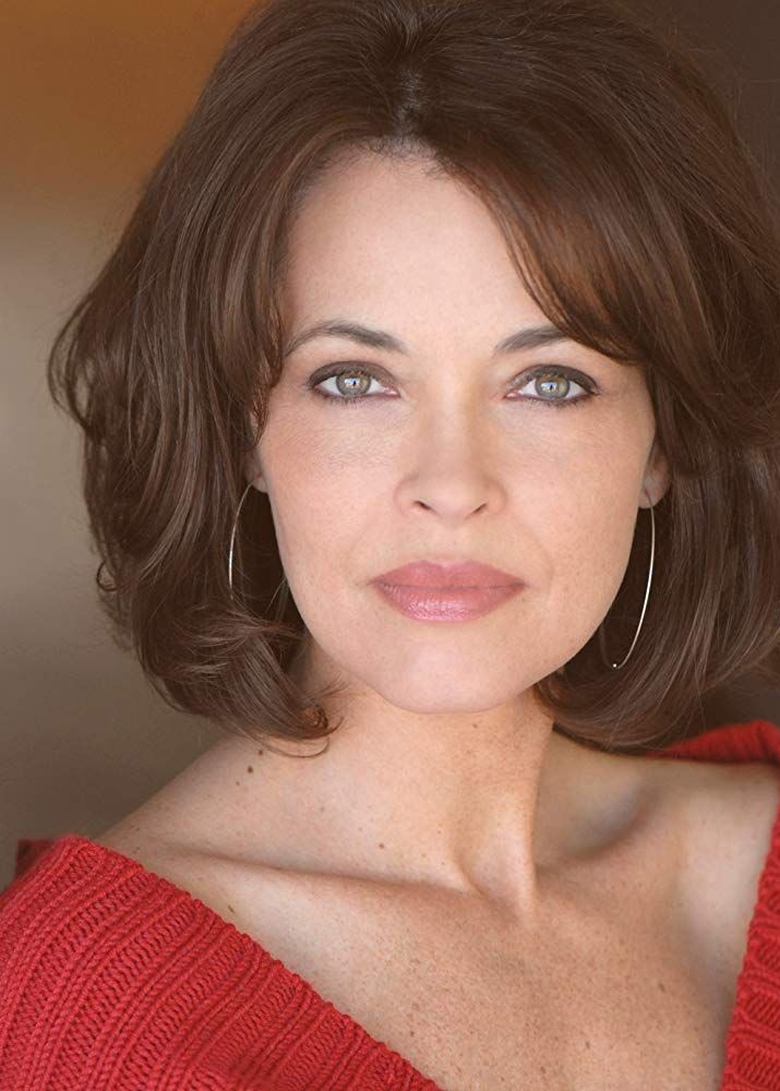 Silversmeasures's tweet photo. No wonder Thomas is such a happy go lucky guy 😊. How can he not be when he has a stunningly beautiful young lady by his side! 👇👇👇💖 #MaryPageKeller is his perfect soulmate! ❤️ #TwoHeartsBeatAsOne
#MPKMonday #LoveYouGirl #BeautifulInsideAndOut https://t.co/25R9xEMqyA