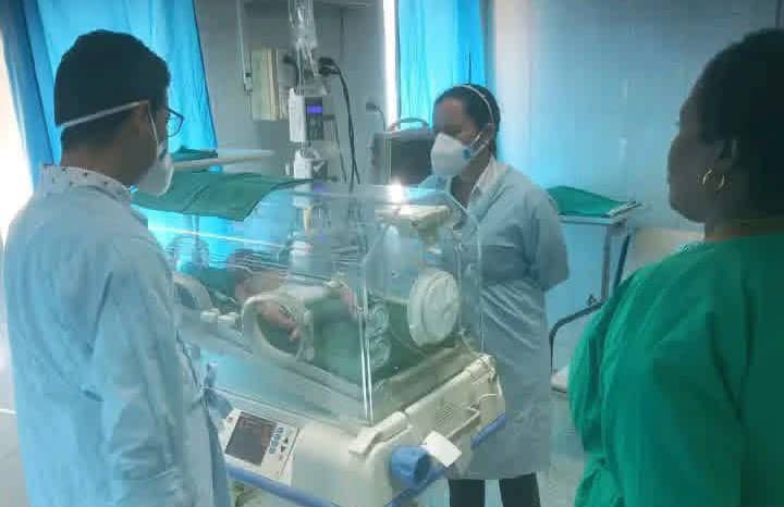 🩺🇨🇺​ Ministro de Salud <a href="/japortalmiranda/">José Angel Portal Miranda</a> enfatizó que las nuevas medidas no significan renunciar a los principios históricos de nuestro sistema, sino de preservar servicios esenciales, reorganizar capacidades y garantizar la continuidad de la atención al pueblo. 

#CubaPorLaVida