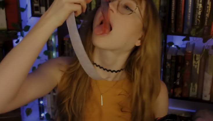 LifeOfDisciples's tweet image. send this girl to me and completely fuck my dumb weak brain up #wankchat #phonewank