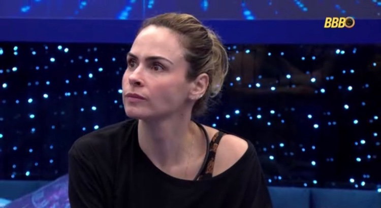 jogadoresdoed10's tweet photo. Milena aciona o grupo dela referente à Edilson fazendo todo o grupo e o centrão ficarem contra Edilson Capetinha no jogo. 🤯
#BBB26 #TimeDoEdilson https://t.co/jFNmQreOgB