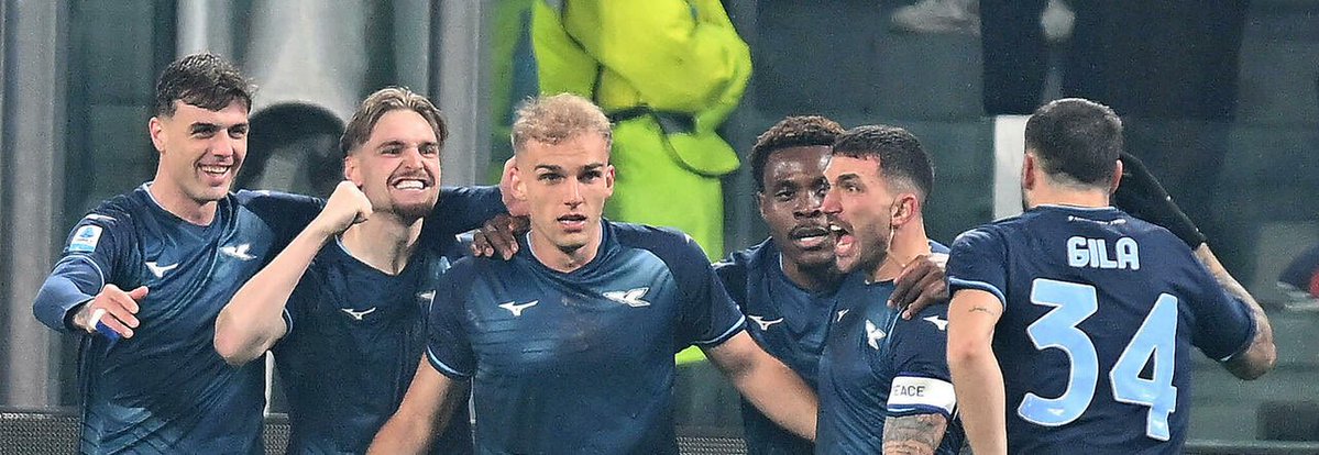 AllRoundLazio's tweet image. 🚨| La #Lazio va in ritiro a #Coverciano: il ritiro pre-Coppa è scattato stamattina nel centro tecnico federale. Allenamento nel pomeriggio e domani rifinitura sempre pomeridiana. Il trasferimento a Bologna avverrà mercoledì mattina.

— @CorSport