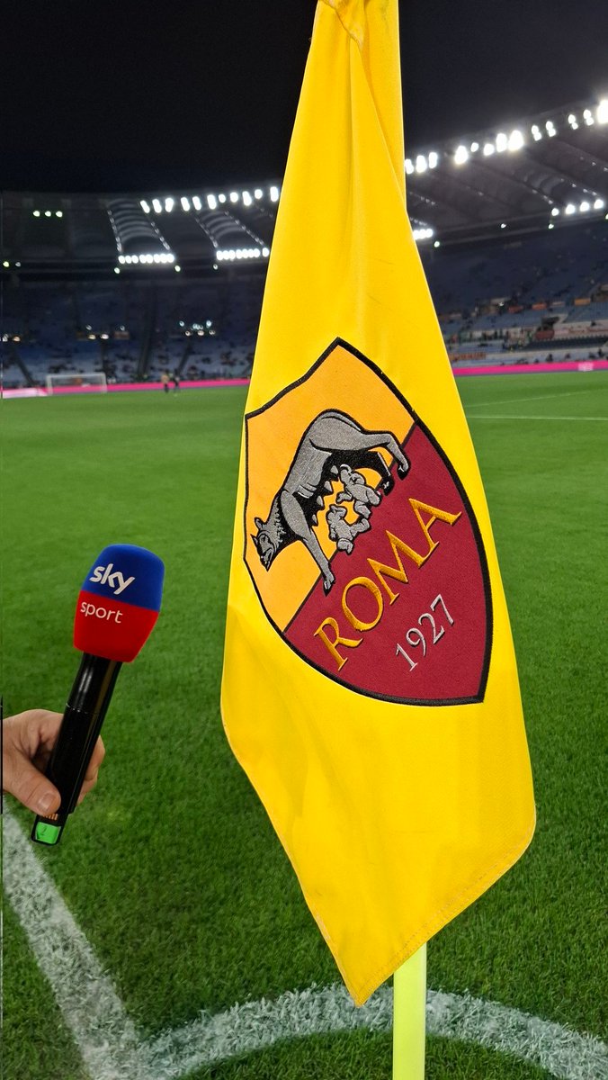 Formazione #Ufficiale 
#RomaCagliari ✅
Roma 
3-4-2-1 
Svilar 
--- 
Mancini 
NDicka 
Ghilardi 
---- 
Celik 
Cristante 
Pisilli 
Wesley 
---- 
Soulé 
Pellegrini 
--- 
Malen 
---- 
#SkySport