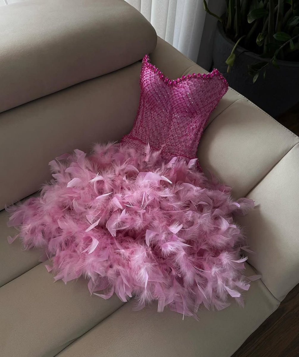 fashionndiary's tweet image. pink💖