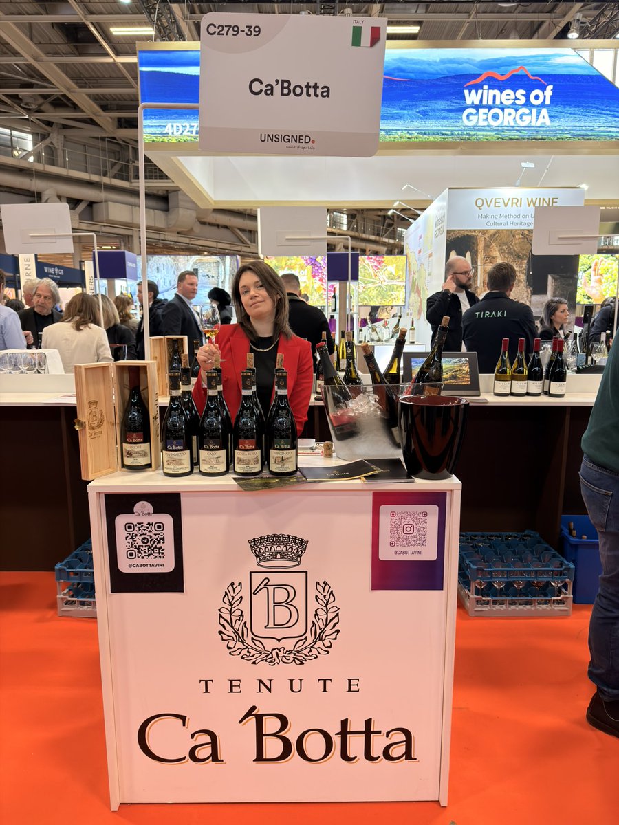 CaBottaVini's tweet photo. Hey wine lovers! 🌅🍷 We’re at Wine Paris 2026 right now—come say hi at Hall 4, Stand C279! Taste our Amarone, Ripasso &amp; more from Valpolicella. Great vibes, amazing wines, and we’d love to pour you a glass 😊 See you soon! #WineParis2026 #Valpolicella #CaBotta https://t.co/cpcPJJCjRe