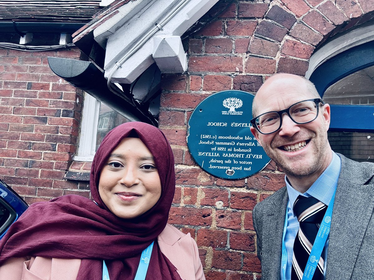 Yamina B tweet media