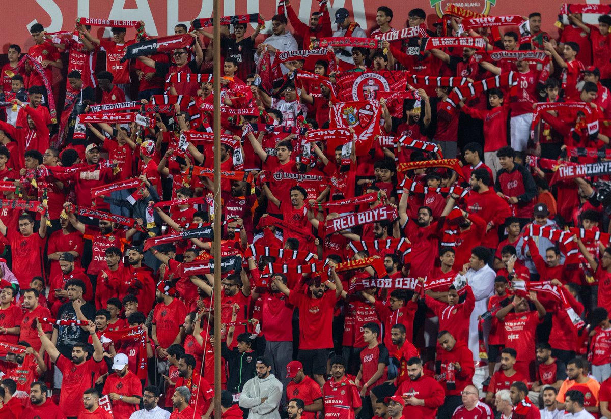 Ultras_RedBoys's tweet photo. فرسان المدرج .. فرسان الرهان 💪🏽

شكراً لكم ❤️ https://t.co/9EslNJBPrp