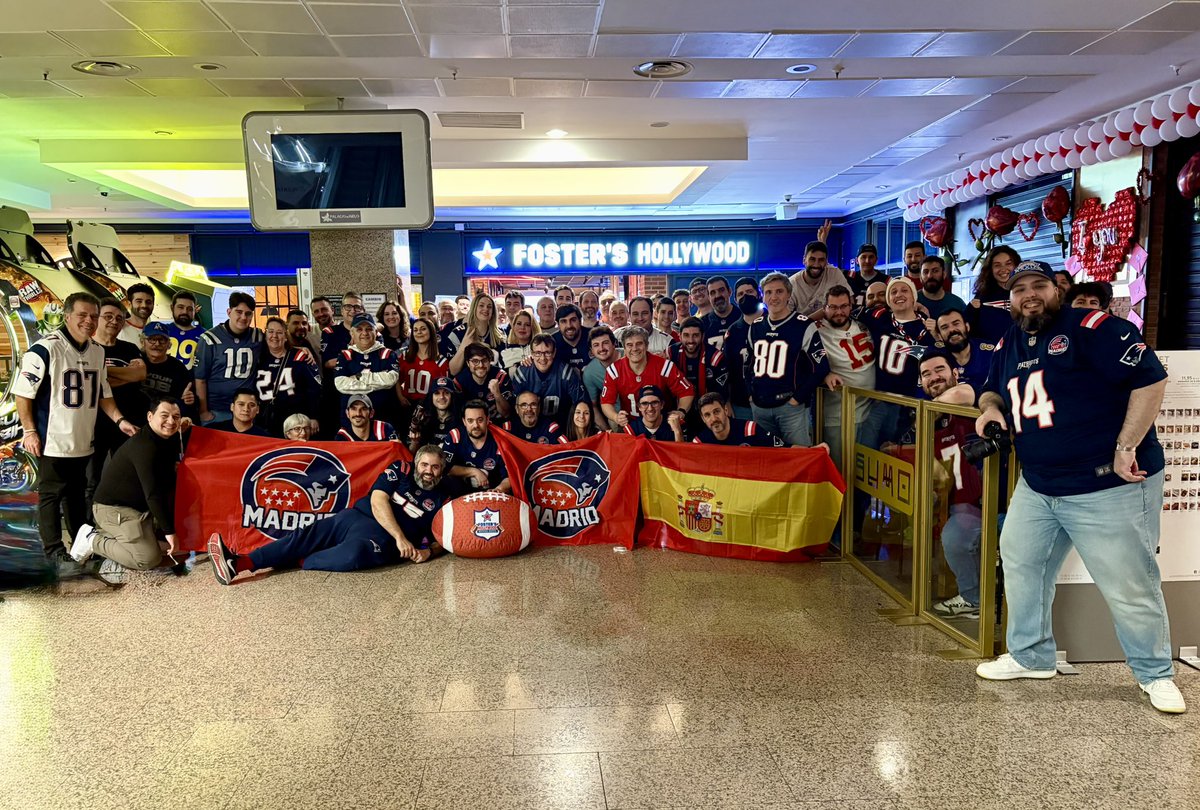 La fiesta de #SuperBowl de <a href="/PatriotsMadrid/">Patriots Madrid</a> de ayer fue un éxito rotundo, con más de 250 aficionados a la #NFL disfrutando del evento.  Lamentablemente, la película tuvo un final trágico.  A pesar de ello, prometemos volver con más fuerza la temporada que viene, pase lo que pase.