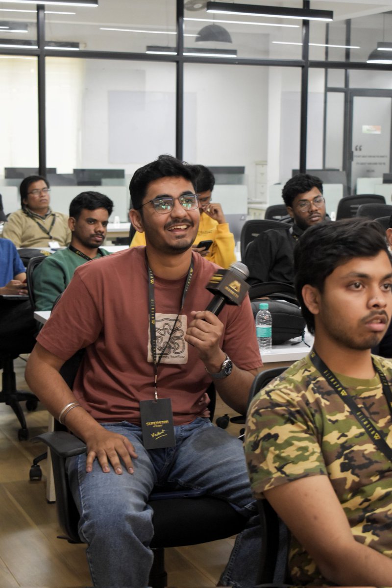 focuscrafter's tweet photo. @vedantj_03 @lassiecoder @hatprab @AnkurBuildsAI @sriram_relangi @himcognitoMode @akhileshyolo @VickyJain312 @vedantj_03 Bro, thanks for bringing such great energy, this pic says it all 😂🔥 https://t.co/zxgPqBXrUJ