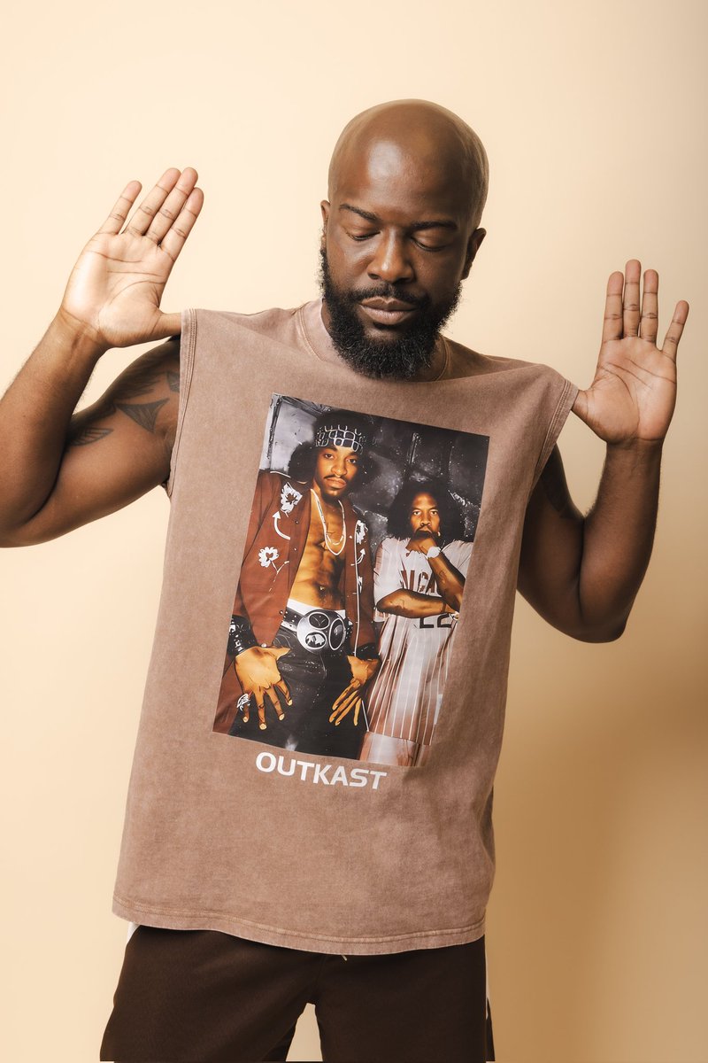 itsRoJay's tweet photo. The south got something to say.... 

Stream an all new episode of #OutTheBox Now.... Link in Bio! Also stream all episodes on Roku (MCP TV), Amazon Fire TV, YouTube and Facebook! 

https://t.co/qACMgBpy0O https://t.co/cSCxN8JoGW