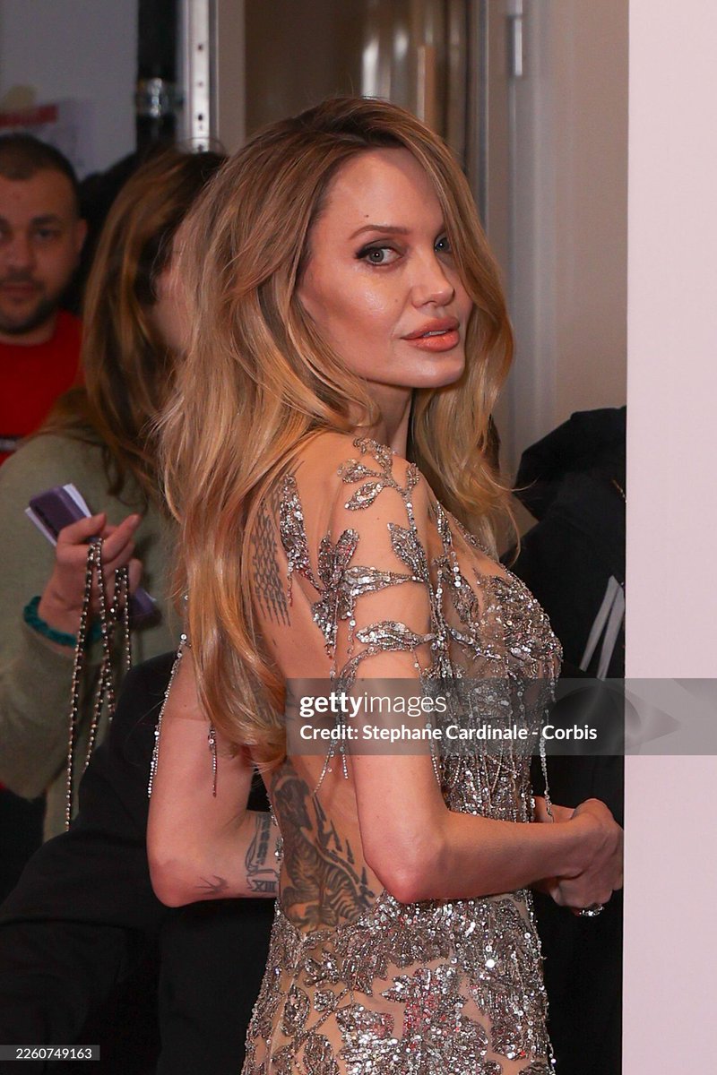 that photo is maybe one of her best that’s just fucking crazy