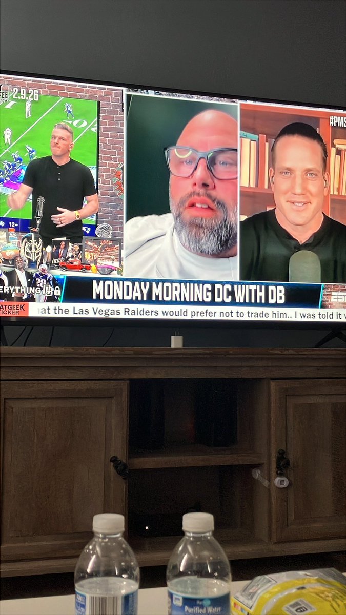 I didn’t realize <a href="/fatjoe/">FAT JOE</a> was an analyst for <a href="/PatMcAfeeShow/">Pat McAfee</a> !