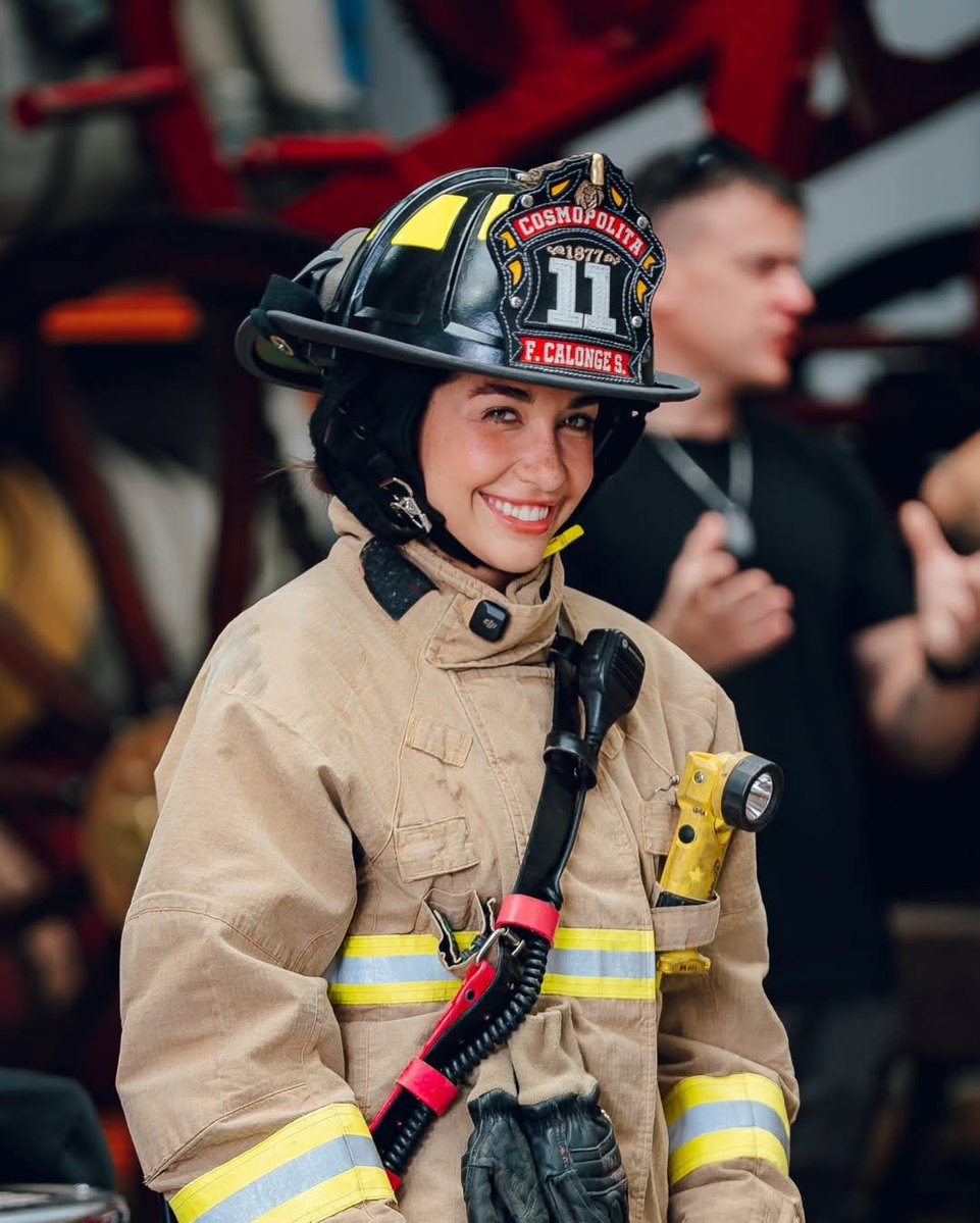 María cada día me sorprende más👩‍🚒🚒