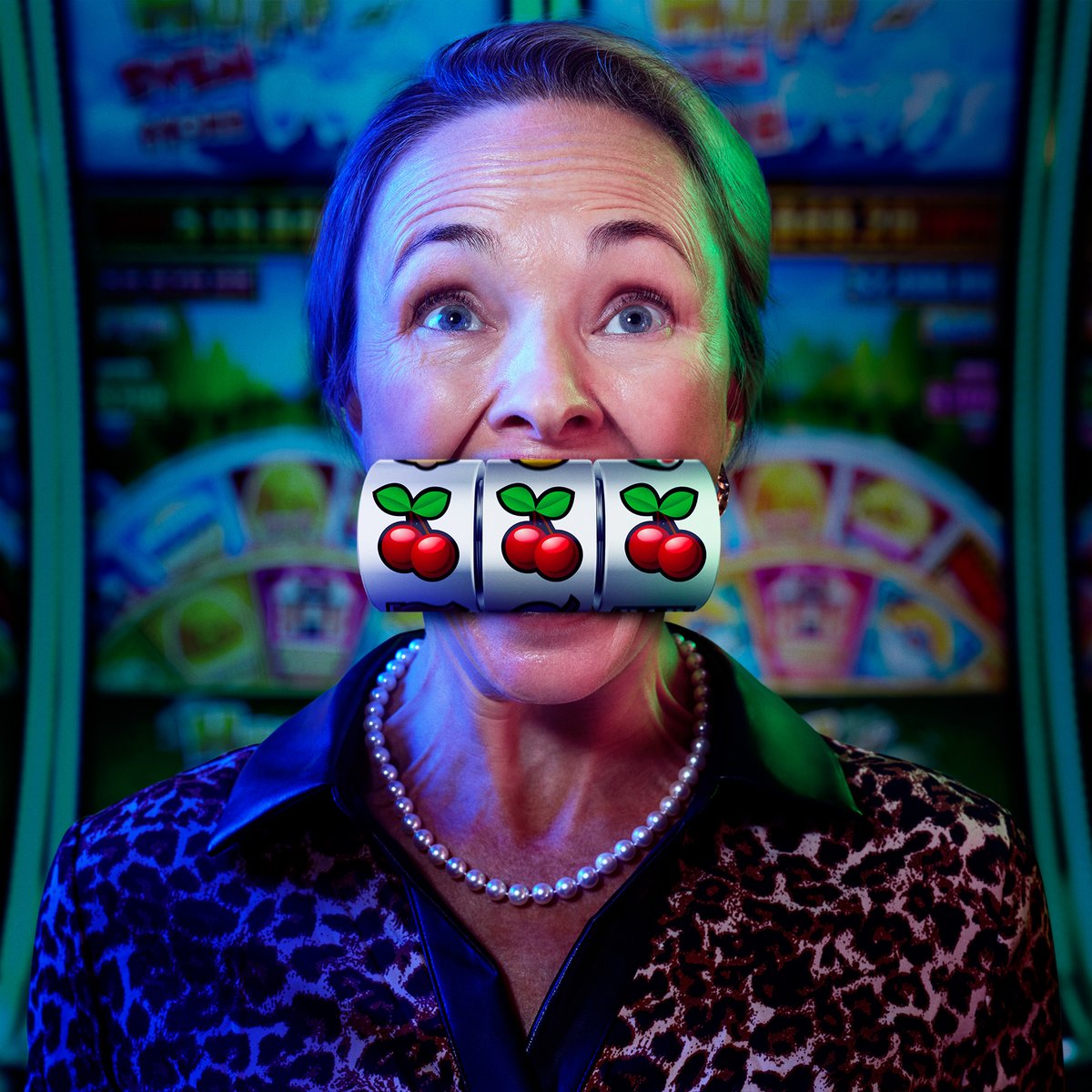 anthonyredpath's tweet photo. A fun assignment for Parq Casino which relied heavily upon coaxing big expressions out of our talent. Billboards for these executions are currently up around town.
The graphics cover the mouth and the potential expletives that would be heard rather loudly. https://t.co/PRvjBmTpfW