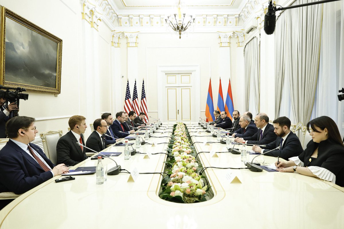 Nikol Pashinyan tweet media