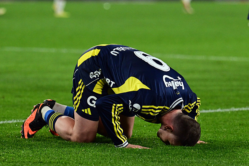 liberotvspor's tweet image. MAÇ SONUCU | Fenerbahçe 3-1 Natura Dünyası Gençlerbirliği
⚽️ 16' Anderson Talisca
⚽️ 27', 33' Kerem Aktürkoğlu
⚽️ 55' Sekou Koita