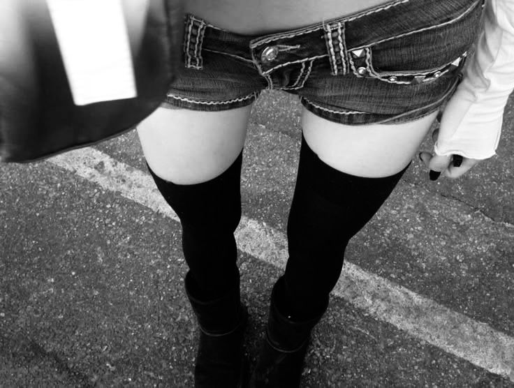 nichu :3 tweet media