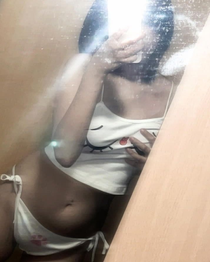 นอนกานยัง เงี่ยน คอลเสียว ขายรูปขายคลิป ทักมาสิ🆔 mooki21