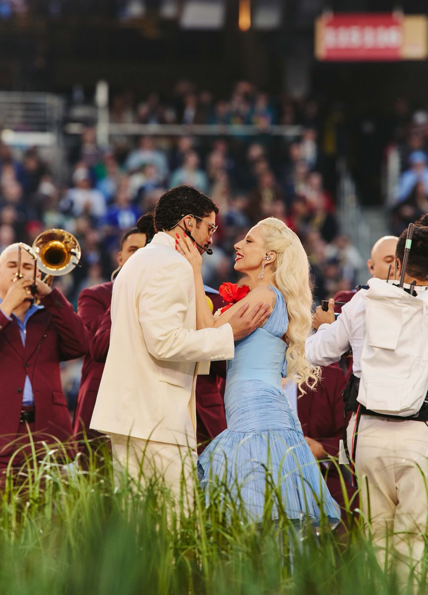 Apple Music tweet media