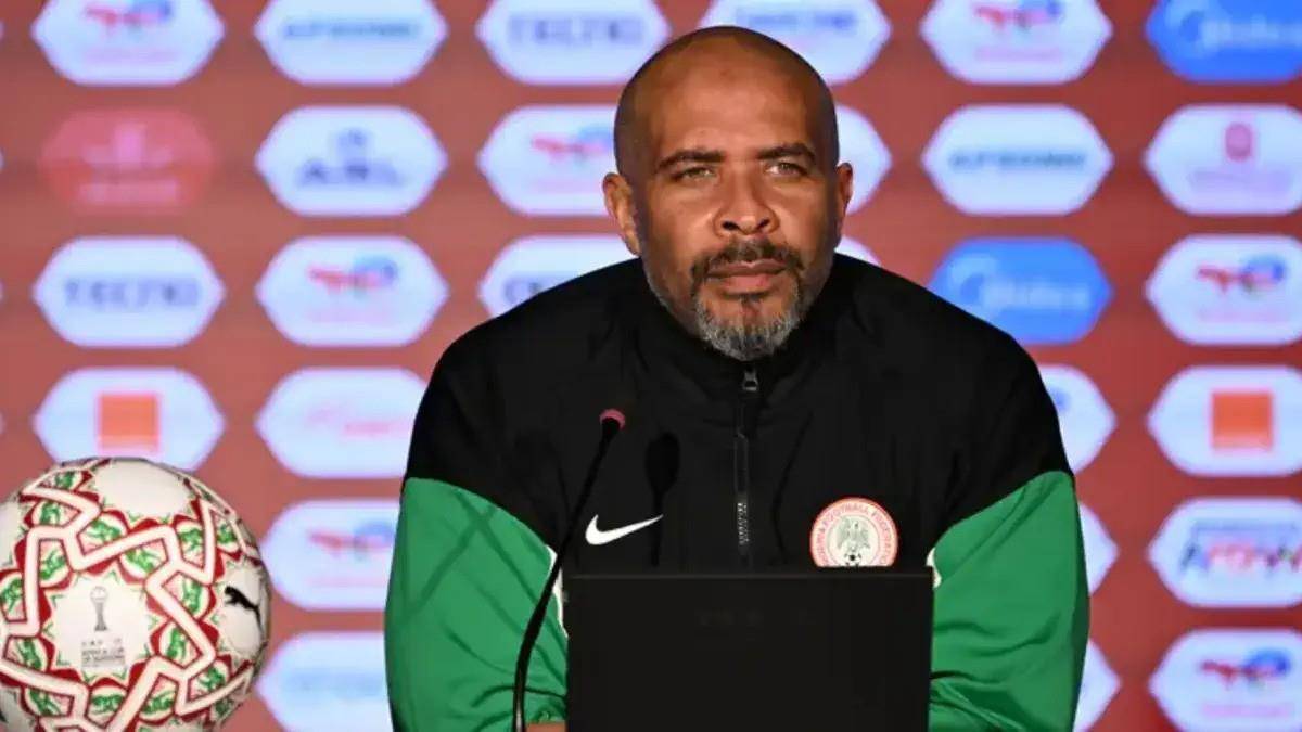 مدرب نيجيريا إريك شيل: أحلم بأن أكون أول أفريقي يتولى تدريب #ريال_مدريد. 