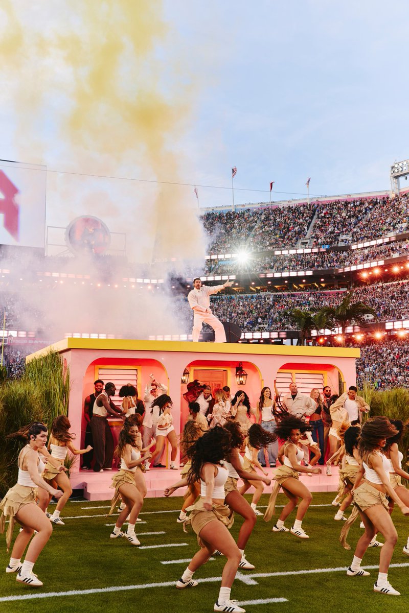 Apple Music tweet media