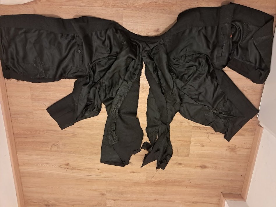 Kevin7889195862's tweet image. Goodbye sexy, hot Benvenuto suit jacket! I ripped it to shreds! Soft and silky suit pieces... 😋😈🍆💦🔪