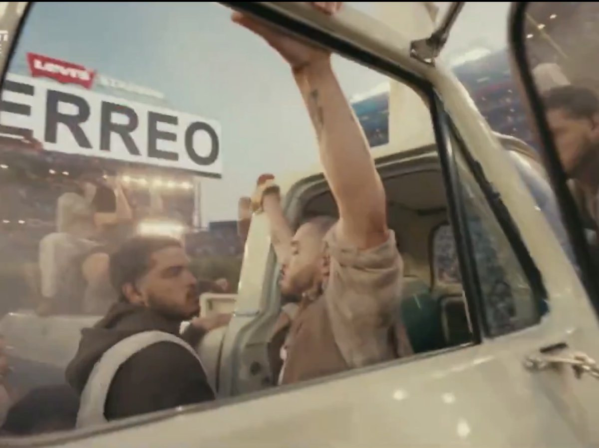 RealYesToTheUS tweet media