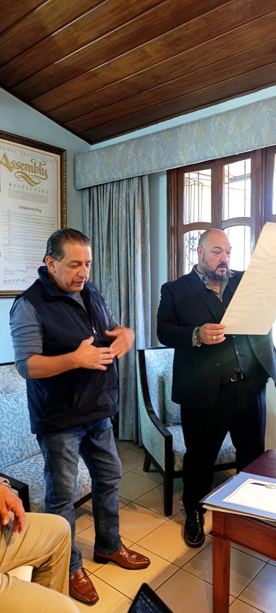 LiquidManzana tweet media