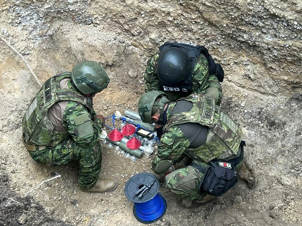 Ejército Ecuatoriano tweet media