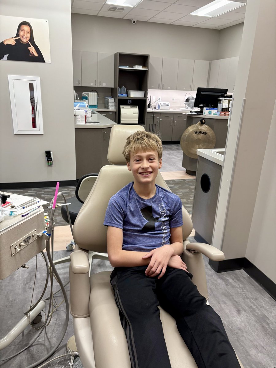 Happy Monday! The sun is shining in Kansas City and we couldn’t be happier! ☀️🕶️ #kansas #ortho #braces #bluhawk #kc