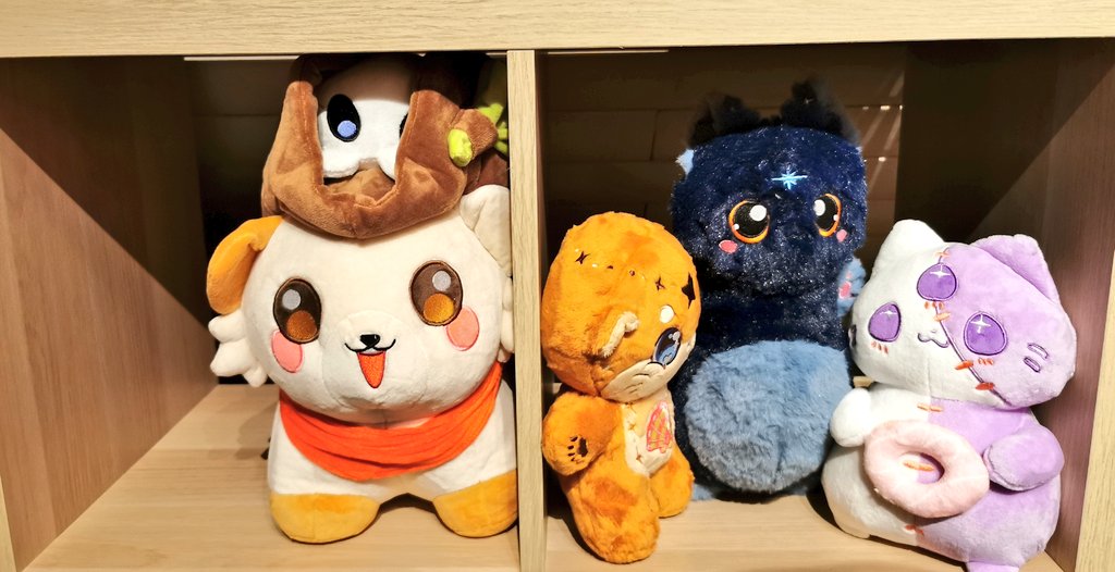 Tsuyu ☔ Maneki-Neko tweet media