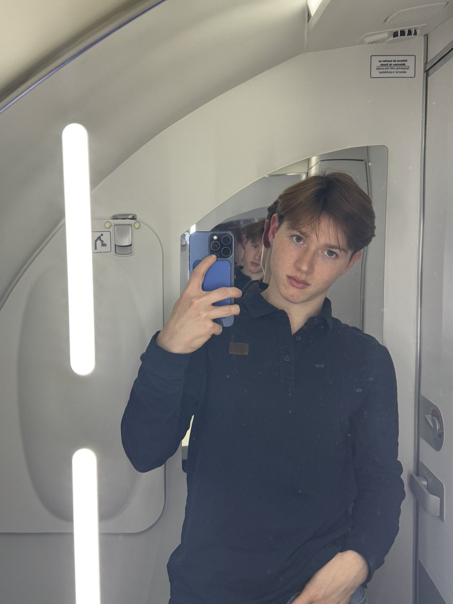 charlescrvOF's tweet photo. Use me until I can’t take it anymore 🫣 https://t.co/2qIxzpHOEV