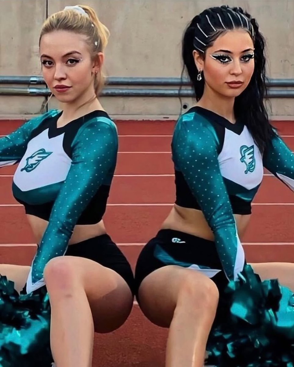 pop vibes tweet media