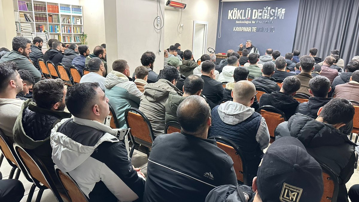 Köklü Değişim Kayapınar Temsilciliğimizde bu hafta, Abdulmelik Kılıç'ın sunumuyla “DEMOKRASİ DAĞININ GÖRÜNEN YÜZÜ: EPSTEİN” başlıklı bir program gerçekleştirildi.

Programımıza iştirak eden tüm kardeşlerimizden Allah razı olsun.