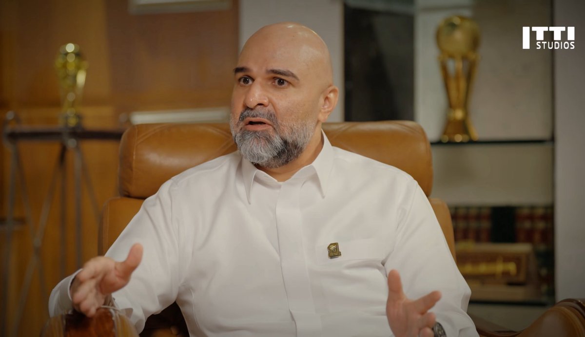 عمرو tweet media