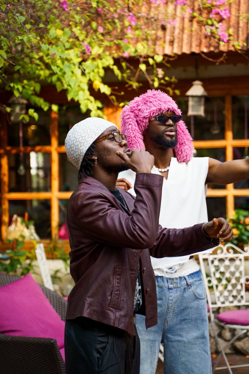 just_musta4a's tweet photo. New single “Pass Am” with @heavensam 🇫🇷 out this Friday.
Music for keeping bad energy far in 2026.

Pre-save in bio.

===

Nouveau single « Pass Am » avec @heavensam 🇫🇷ce vendredi.
Une musique pour tenir les mauvaises énergies à distance en 2026.

Pré-sauvegarde en bio. https://t.co/ifBa2gjHko